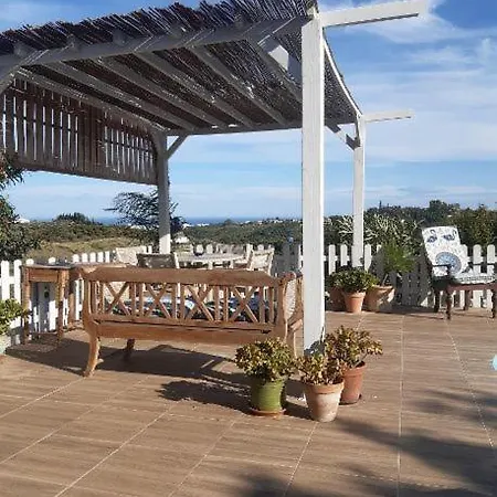 Sencilla Hostel *